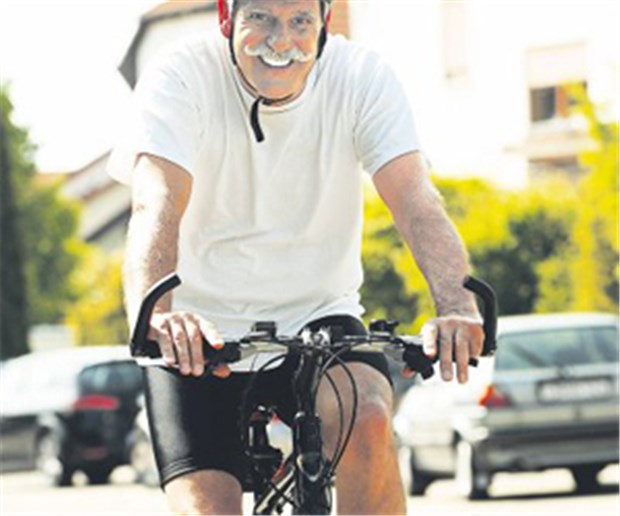 15 Minuten Sport für ein längeres Leben Regelmäßig Sport ist nicht nur gesund für Herz und Kreislauf, sondern senkt auch das Krebsrisiko.