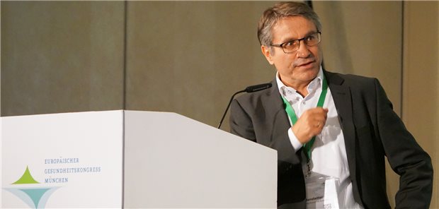 Innovative Versorgungsformen: Regionale Budgets können ein Motor sein Regionale Budgets können ein Instrument sein, um Gesundheitsregionen zu stärken: Professor Dr. Franz Benstetter, Prodekan der Fakultät für Angewandte Gesundheits- und Sozialwissenschaften an der Technischen Hochschule Rosenheim.