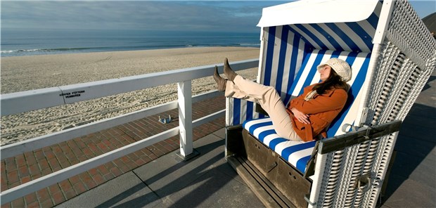 Die renditenstarken Inseln Relaxen im Strandkorb: Sylt ist bei Feriengästen beliebt.