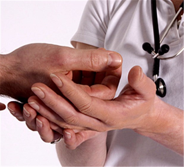 Brandenburg: Rheuma-Vertrag startet mit Bravour Rheumatoide Arthritis: Eine der häufigsten rheumatischen Erkrankungen, die durch den neuen Strukturvertrag in Brandenburg geregelt wird.