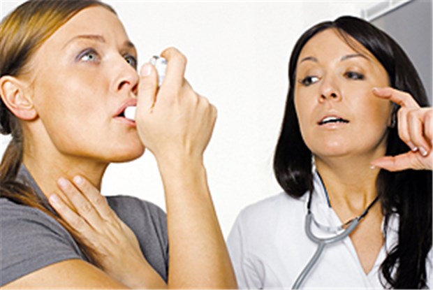 Welt-Asthma-Tag: Experten fordern strukturierte Patientenschulung Richtig zu inhalieren will gelernt sein.