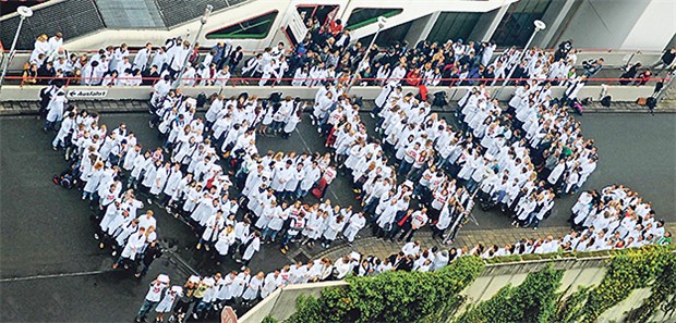 'Die Enttäuschung ist groß' Ringen um die Studienreform: Proteste von Medizinstudenten im Mai 2012 in Münster.