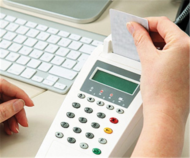 Rösler drückt bei der Karte aufs Tempo Rösler macht die Einführung der E-Card zur Chefsache. © contrastwerkstatt / fotolia.com