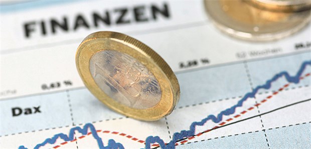'Anleger müssen bereit sein, Risiken einzugehen' Rollt der Euro weiter bergab? Anleger sollten zur Pflege ihres Depots wichtige Trends im Auge behalten.