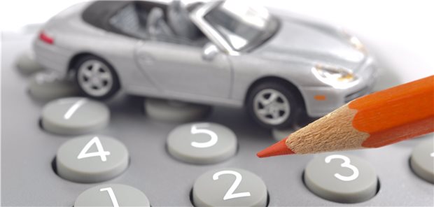 Betriebs-Pkw wird bei Verkauf nicht privat Rotstift angesetzt: Manchmal ist der Buchwert eines Pkw schneller bei null als der tatsächliche Wert. Bei Betriebs-Pkw muss der Verkaufserlös in dem Fall komplett als Gewinn versteuert werden.