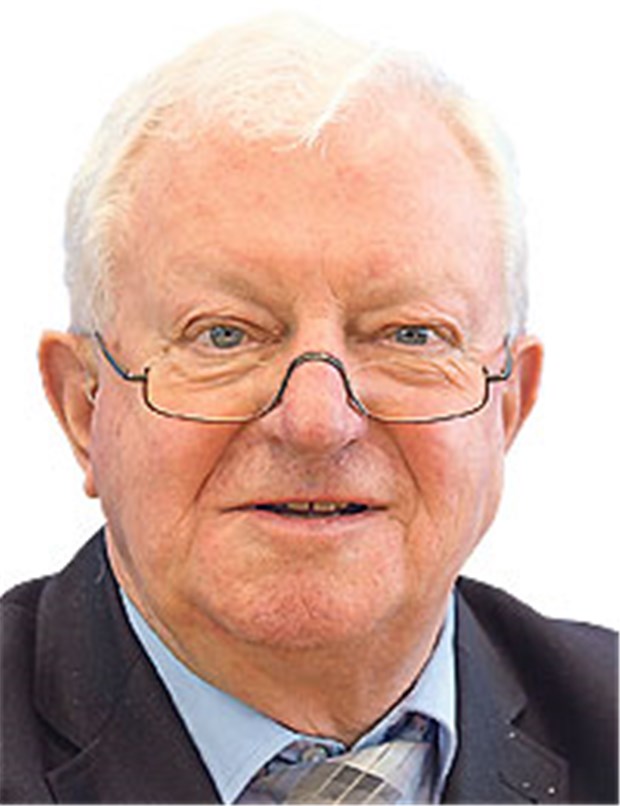 'Wir brauchen mehrere Hundert Freiwillige' Rudolf Seiters