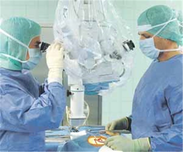 Erfolg bei Beinschmerz nach Rücken-Op Rücken-Op: Den Nervenwurzeln muss große Aufmerksamkeit zuteilwerden.