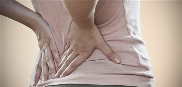 Rückenschmerz: Opioide scheinen akute Beschwerden nicht wesentlich stärker zu lindern als Placebo.