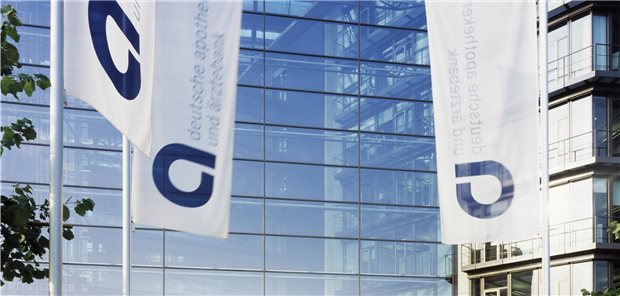 apoBank hält Kurs auf Dividendenzahlung für Mitglieder Rückenwind am Kapitalmarkt bescherte der apoBank ein deutlich gewachsenes Depotvolumen.