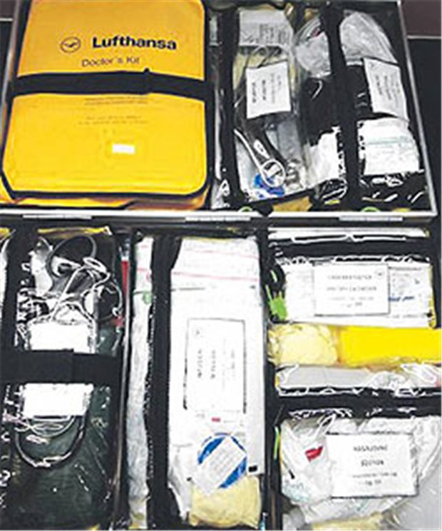 Deggendorfer Apotheke der Welt Rund 75000 Doctor‘s Kits liefert die Antonius-Apotheke jährlich an Lufthansa.