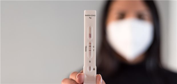 SARS-CoV-2-Infektion: Resistenzen gegen den antiviralen Wirkstoff Nirmatrelvir treten nach Infektion besonders bei Immunsupprimierten relativ häufig auf.