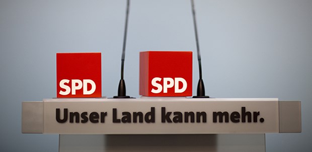 Strafe bei Wartezeiten: SPD baut Drohkulissen für Vertragsärzte SPD-Motto im Bundestagswahlkampf: "Unser Land kann mehr." Ob damit auch der neueste Vorstoß gemeint war?