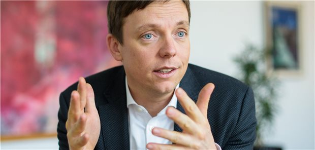 Ministerpräsident Hans: „Corona-Lage droht zu entgleisen“ Saarlands Ministerpräsident Tobias Hans appellierte am Dienstag an die Bevölkerung, Kontakte über die bestehenden Ge- und Verbote hinaus zu reduzieren.