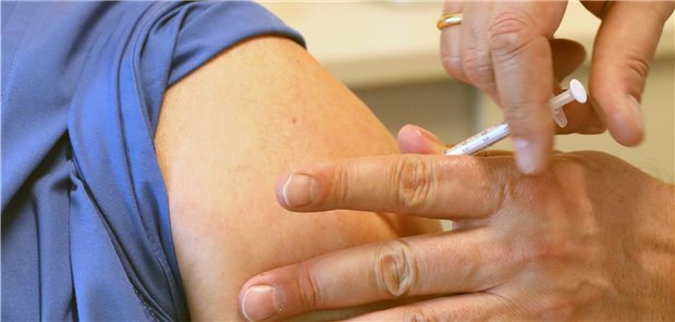 Sachsen will mehr Tempo in die Impfkampagne bringen: Helfen sollen digitale Lösungen für Praxen und die Einbindung der Fachärzte.