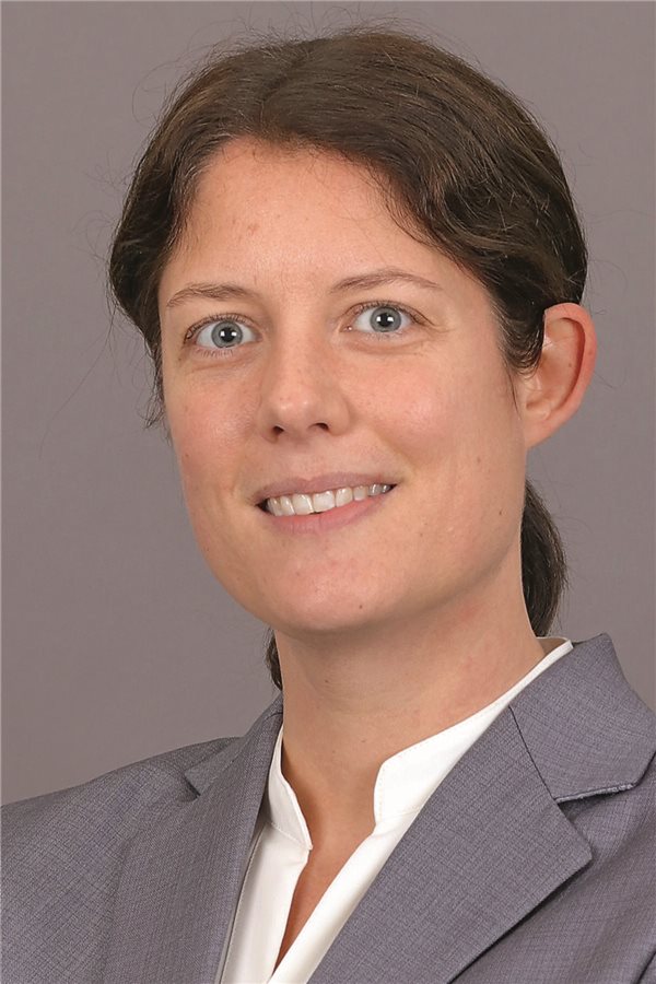 Geldanlage in stürmischen Zeiten: Durchhalten gehört dazu Sarah Schalück, Client Portfolio Managerin der Deutschen Apotheker- und Ärztebank (apoBank)
