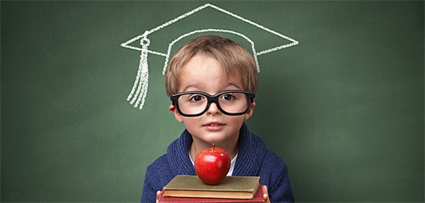 Macht Intelligenz kurzsichtig? Schlau dank Brille? Mainzer Forscher haben einen Zusammenhang zwischen Myopie und Bildung gefunden.