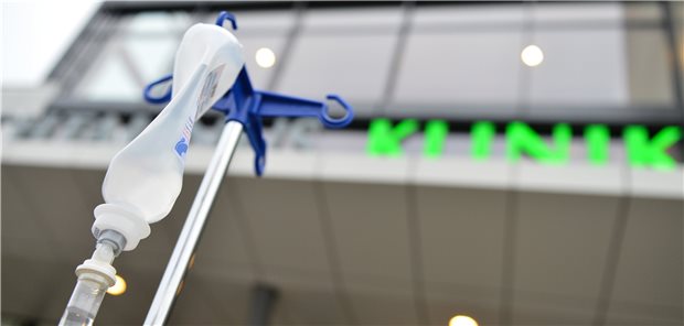 Nord-Kliniken funken an neue Bundesregierung: Finanzierung reformieren! Schleswig-Holsteins Kliniken „am Tropf“ – die finanzielle Lage ist erheblich angespannt.