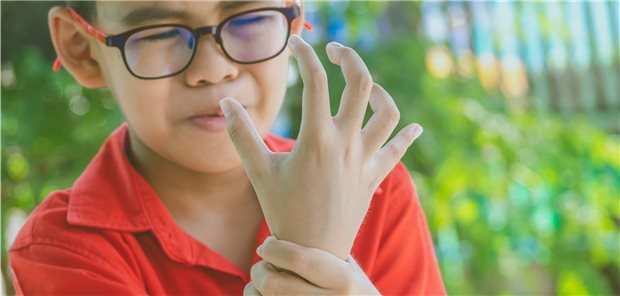 Schmerzen im Arm – ist es eine Fraktur? Die Ultraschalluntersuchung hilft bei der Klärung.