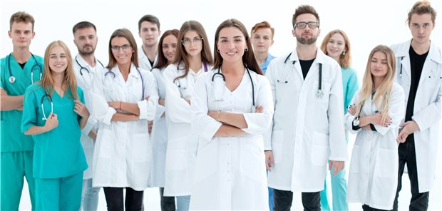 Corona macht’s möglich: Ohne M3-Examen zur Vollapprobation? Schneller in die Versorgung: Medizinstudenten sollen auch ohne praktische Prüfung eine Approbation erhalten.