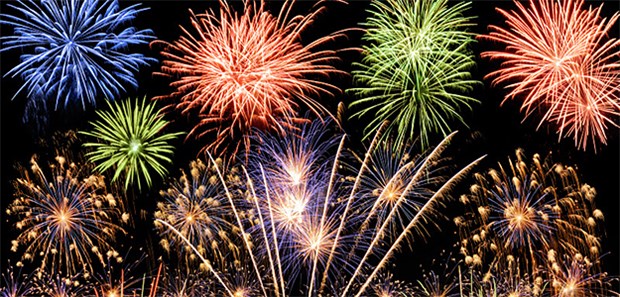 5000 Tonnen Feinstaub in der Silvesternacht Schön anzuschauen, aber die verschmutzte Luft an Silvester reizt auch die Atemwege. Besonders stark betroffen sind kleine Kinder, Senioren und Menschen mit chronischen Erkrankungen, vor allem der Lunge.