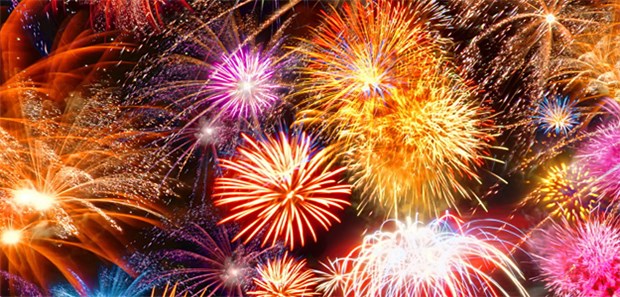 Chirurgen warnen vor illegalen Böllern Schön anzusehen, aber auch gefährlich: das Silvesterfeuerwerk.