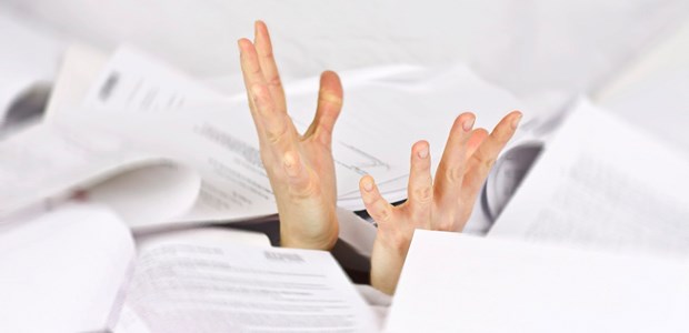 Bald weniger Bürokratie in der Pflege? Schöne Bürokratenwelt: Formulare, Formulare!