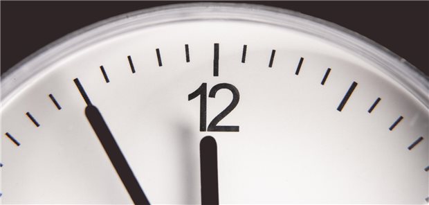 Schon 5 vor 12? Ärzte, Zahnärzte und Apotheker sehen die ambulante Versorgung mindestens vor einer Bewährungsprobe.