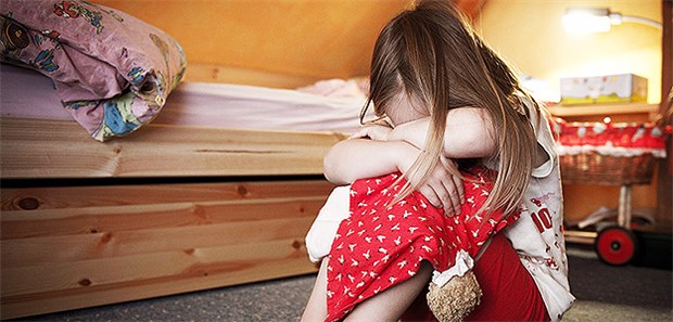 Schon bei einem Anfangsverdacht, dass das Kindswohl gefährdet ist, sollten Ärzte tätig werden.