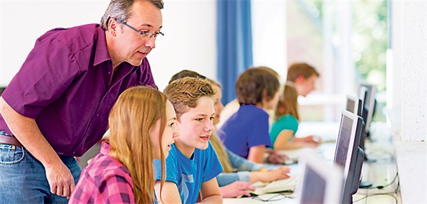 Jetzt sollen leistungsstarke Schüler gefördert werden Schulalltag. Bisher wurden leistungsstarke Kinder bei der Förderung eher vernachlässigt.