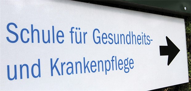 Die Pflege gehört aufgewertet! Schule für Gesundheits- und Krankenpflege: Soll künftig weiter getrennt oder gemeinsam ausgebildet werden?