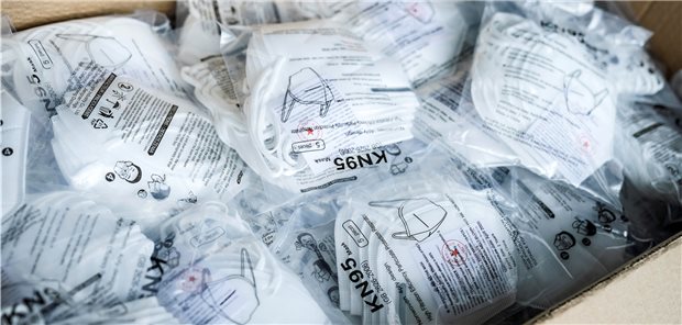Schutzmasken, zu Beginn der Pandemie Mangelware, sollen nun als Reserve vorgehalten werden.
