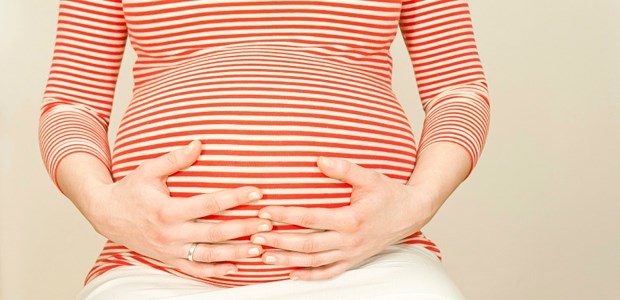 Erstmals US-Leitlinien für Frauen Schwanger: Dann hilft wohl ein Blick auf die Schlaganfallrisiken.