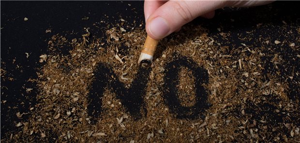Schwerer Rauchausstieg: Geht es nach mehreren Atemwegsgesellschaften, kommen dafür auf gar keinen Fall Rauchalternativen in Frage, die von Tabakkonzernen auf den Markt geworfen werden.