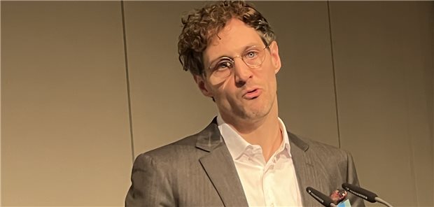 Sebastian Zilch vom Bundesgesundheitsministerium beim 45. Deutschen Krankenhaustag: Anfang des Jahres will das Ministerium in Sachen Digitalisierung kräftig Gas geben.