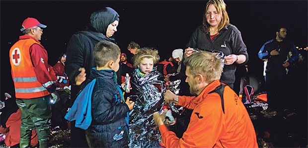 'Ärzte müssen sich interkulturelle Kompetenzen aneignen!' Seenot, Gewalt, Unsicherheit: Die Erlebnisse von Flüchtlingen auf ihrem Weg nach Deutschland sind oftmals traumatisch.
