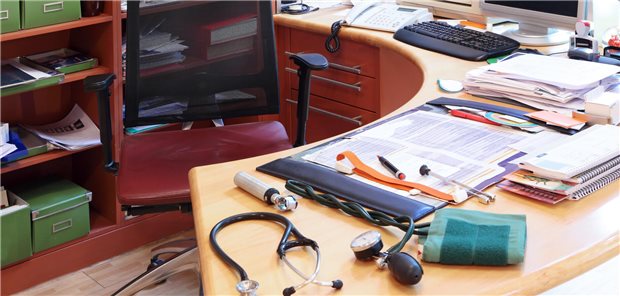 Seit Jahren ist Bürokratieabbau ein Megathema der Gesundheitspolitik. Doch aus Sicht vieler Akteure – auch der Länder – kommt viel zu wenig voran.