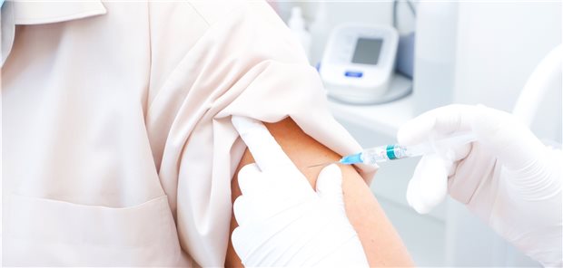 COVID-19-Impfungen in Unternehmen: Kleine Firmen, große Herausforderungen Seit Montag dürfen auch Betriebsärzte gegen Corona impfen – ganz reibungslos wird das wohl nicht ablaufen, so die Erwartungen.