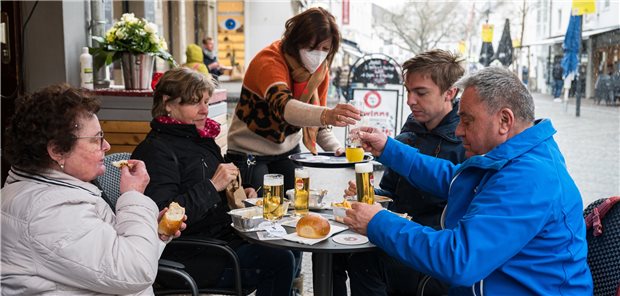 Saarland-Modell mit Lockerungen und Corona-Tests gestartet Seit dem 6. April dürfen Gastronomen im Rahmen des Saarland-Modells unter Auflagen ihre Außengastronomie wieder öffnen.