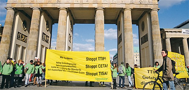 Gesundheit muss ein Tabu bleiben Seit vielen Monaten wird gegen Inhalte und Intransparenz des zwischen der EU und den USA verhandelten TTIP protestiert.