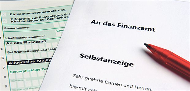So viele Selbstanzeigen wie noch nie Selbstanzeigen haben derzeit Konjunktur. 2015 drohen schärfere Regeln.