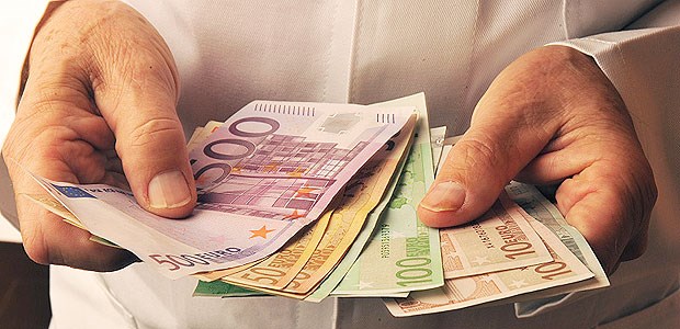 Zukunft hängt an Selektivverträgen Selektivverträge bescheren Ärzten mehr Honorar.