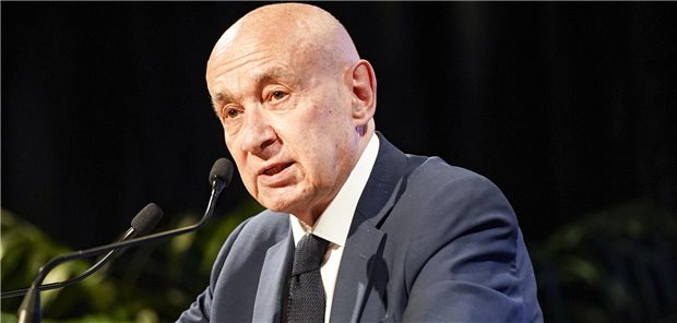 Claude Malhurets Abrechnung mit Trump und Musk Claude Malhuret