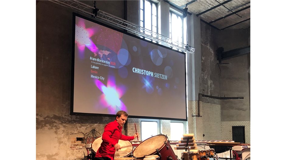 Show-Einlage mit Multipercussionist Christoph Sietzen