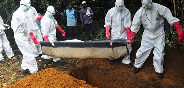 Die drei häufigsten Infektionswege von Ebola Sichere Beerdigungen sind ein wichtiger Punkt bei der Vermeidung von Ansteckungen mit Ebola.