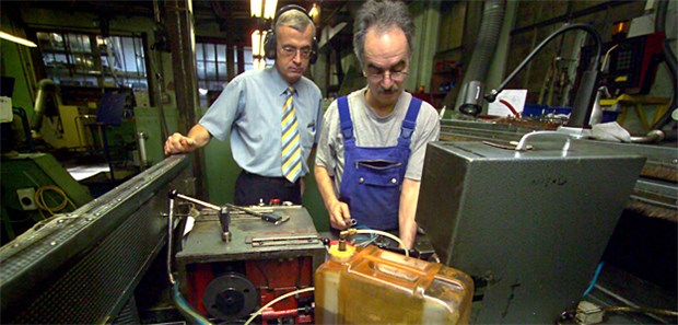 Sicherheit am Arbeitsplatz? Zu den Aufgaben von Arbeitsmedizinern gehört es auch, sich an Ort und Stelle selbst ein Bild davon zu machen.