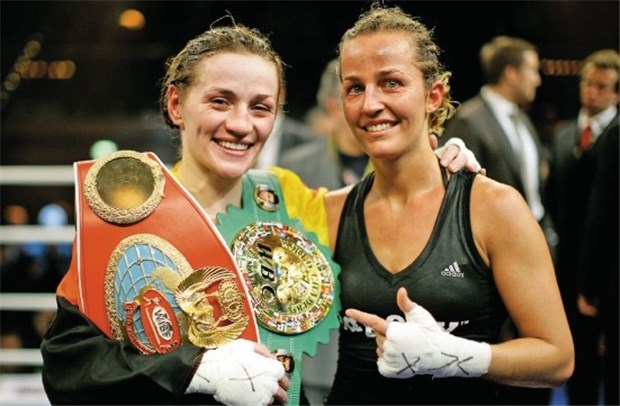 Den Krebs besiegt, im Ring verloren Siegerfoto: Ina Menzer und Esther Schouten (rechts).
