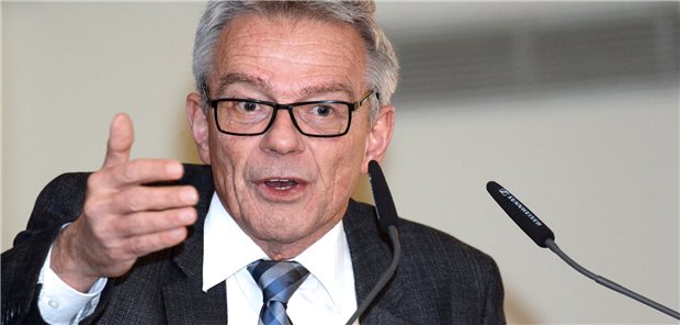 Sieht Hinweise darauf, dass der Gesetzgeber die Rechtsgrundlagen des Innovationsfonds anpassen wird: der Unparteiische Vorsitzende des Gemeinsamen Bundesausschusses, Professor Josef Hecken.