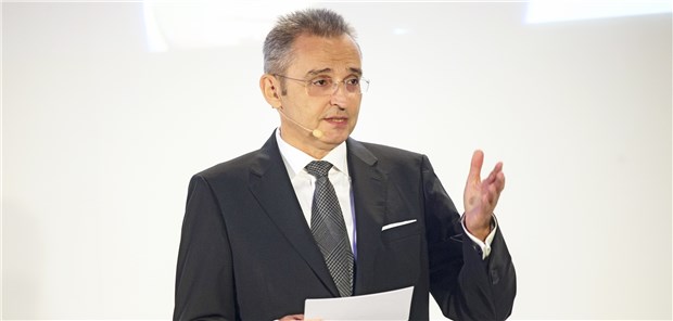 Innovationen und Ehrenamt für mehr Gesundheit Sieht eine hohe Schlagzahl in Politik und Pharmaforschung: Joachim Krieger, Springer Medizin.