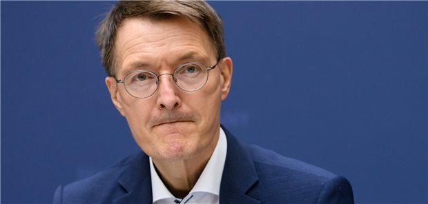 Fachärzte werfen Lauterbach Wortbruch bei Neupatientenregelung vor Sieht sich seit Tagen scharfer Kritik von Ärzten ausgesetzt: Gesundheitsminister Karl Lauterbach (SPD).