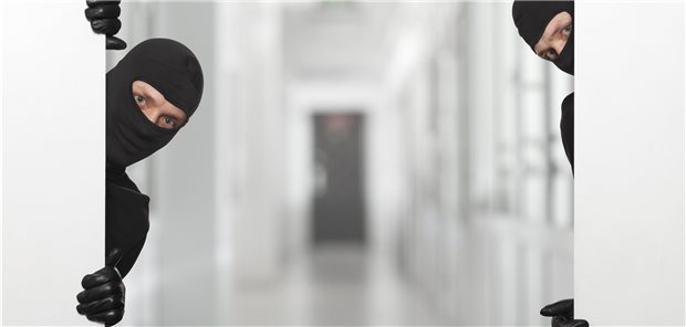 Interpol warnt vor Corona-Impfstoff-Kriminalität Sind Krankenhäuser oder Impfzentren demnächst ein besonderes gefährdetes Angriffsziel für den Diebstahl von Corona-Impfstoffen?